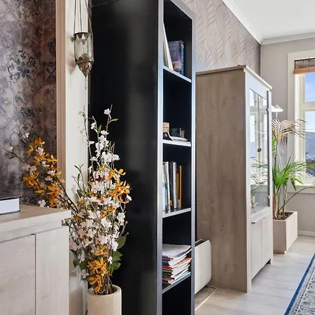 Appartement Oasis With Balcony And Sunset View