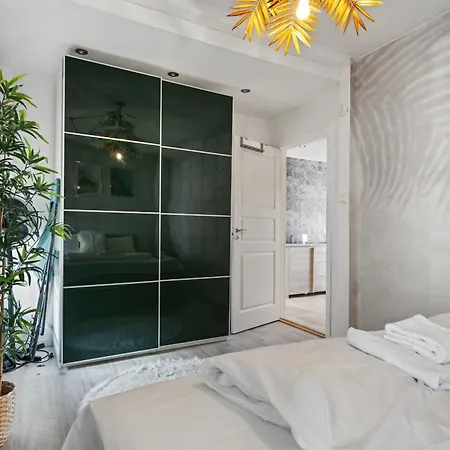 Oasis With Balcony And Sunset View * 베르겐