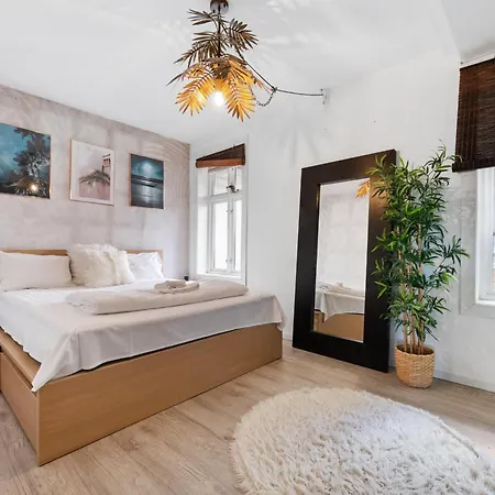 아파트 Oasis With Balcony And Sunset View 베르겐